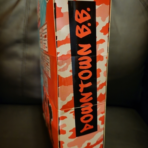 LOL surprise OMG Downtown BB - Picture 5 of 6